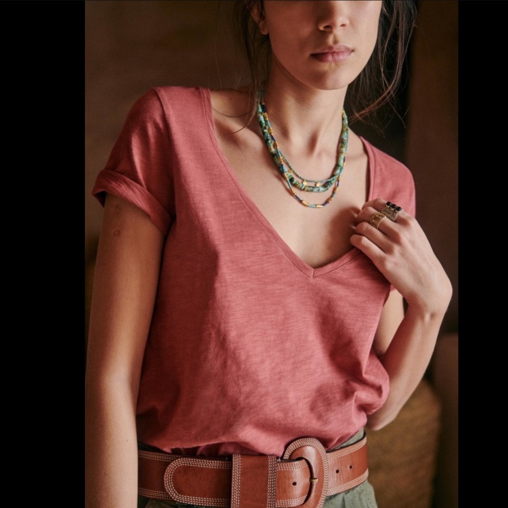 Sézane Malcolm rosewood t-shirt v-neck organic